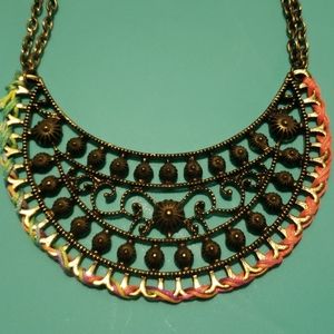 Statement necklace